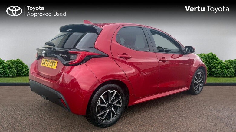 Toyota Yaris 1.5 Hybrid Design 5dr CVT Hybrid Hatchback